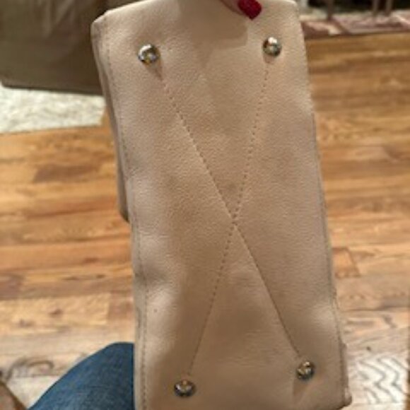 Louis Vuitton Cream and Brown Shoulder Bag - Picture 5 of 12